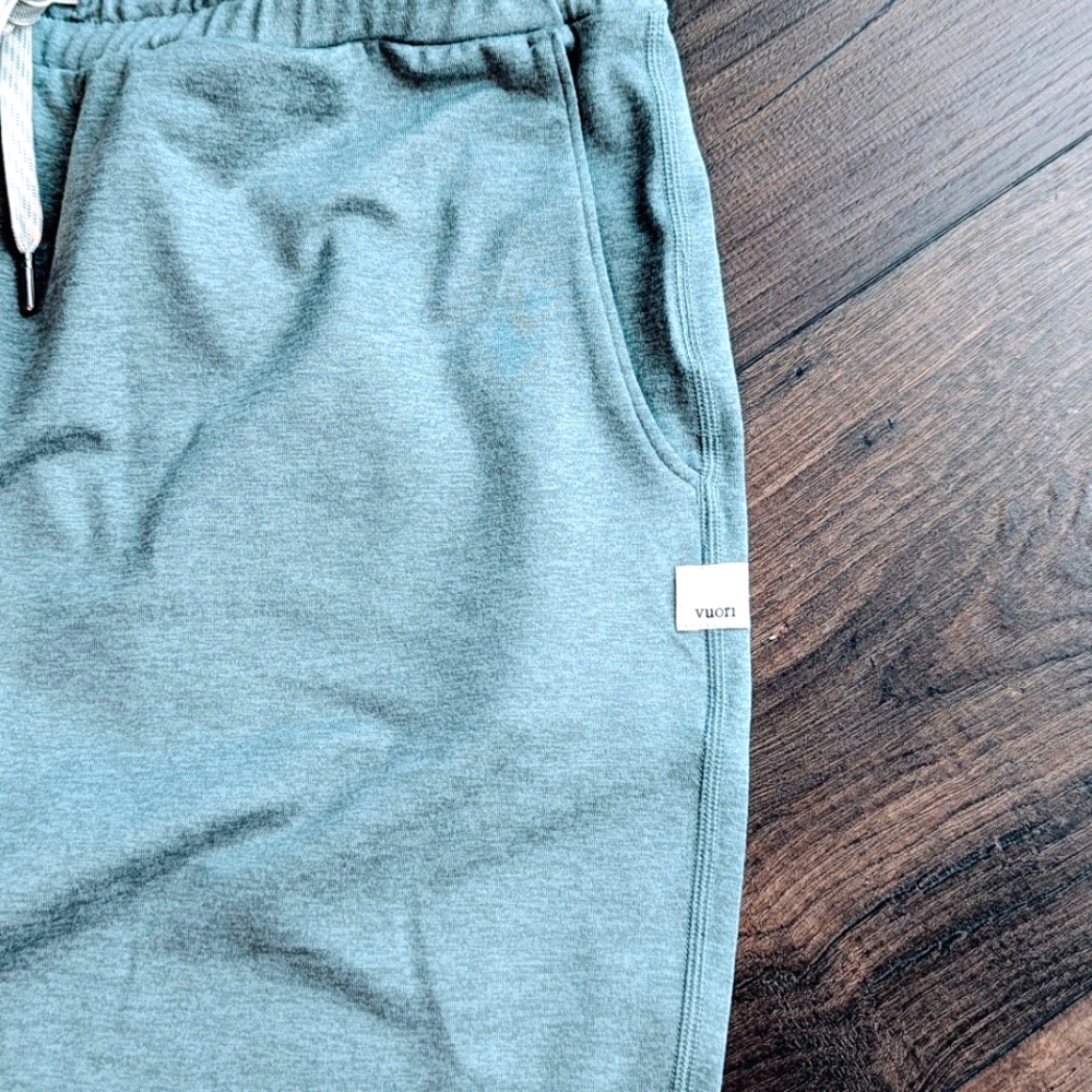 Vuori Performance Joggers